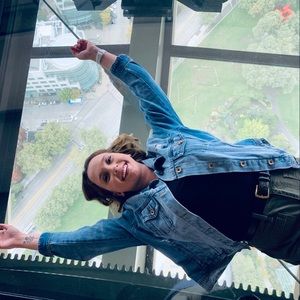 Meet your Posher, Danni